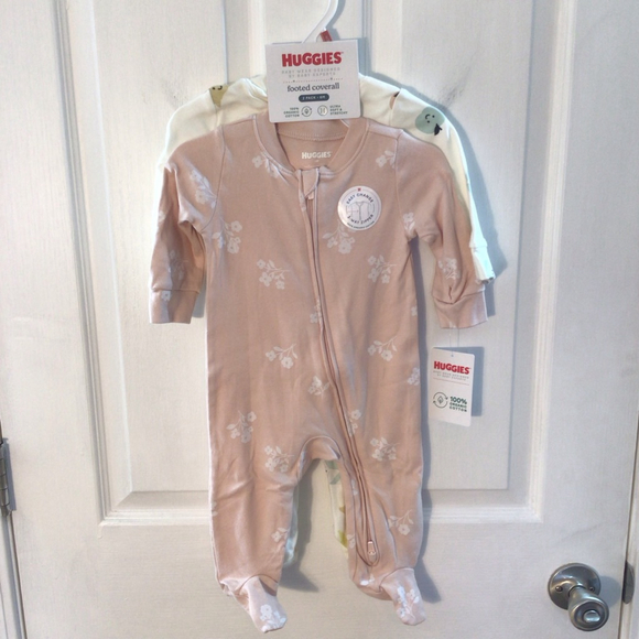Huggies 100% Organic Cotton Footed Coveralls 2 Pack‎ 6 Months - Picture 1 of 6